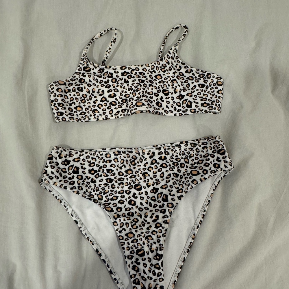 Cheetah bathingsuit